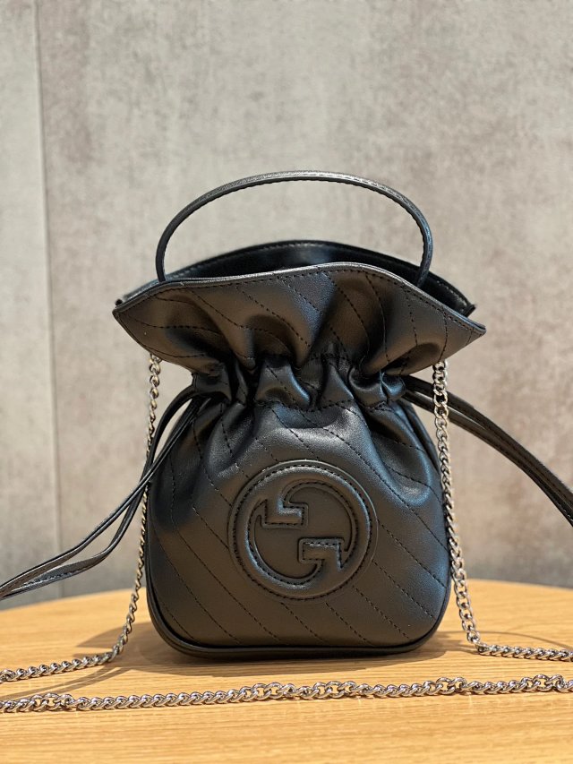 GUCCI Handbags: seller detail photo 4