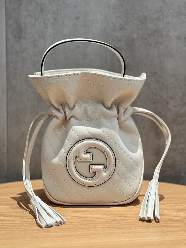GUCCI Handbags: seller detail photo 3