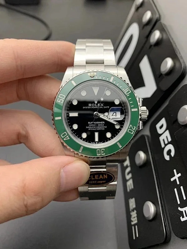 Rolex Watches Submariner Date product detail image 11