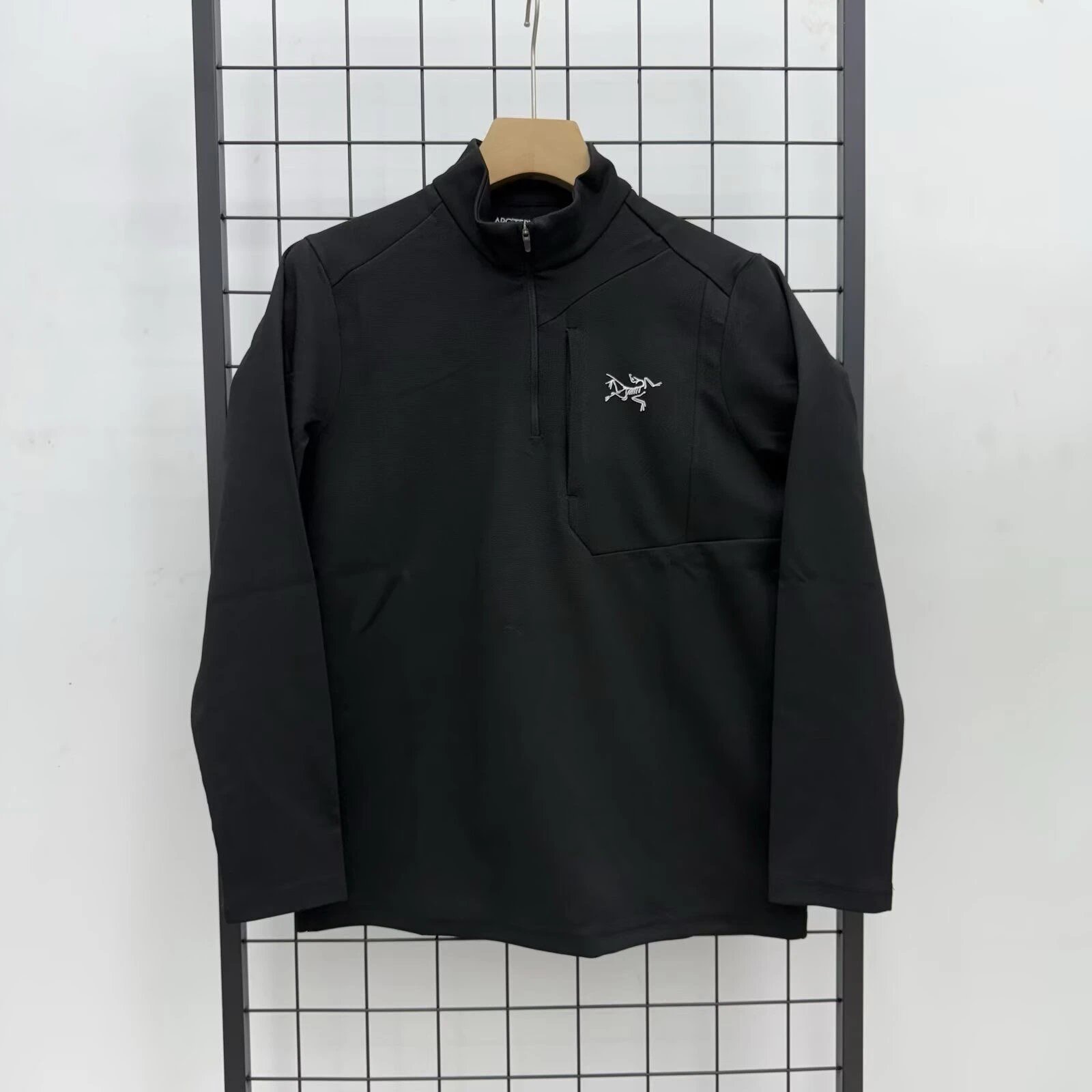 Half-Zip - 3
