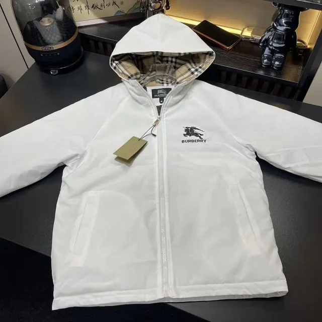 Burberry Down Jackets Check-lined hooded puffer jacket product detail image 4