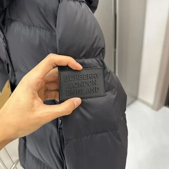 Burberry Down Jackets Check-lined hooded puffer jacket product detail image 10