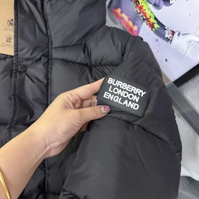 Burberry Down Jackets Check-lined hooded puffer jacket product detail image 7