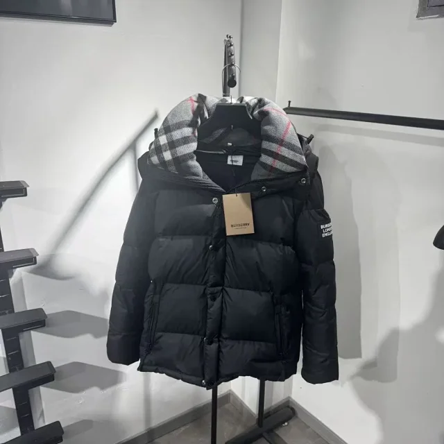 Burberry Down Jackets Check-lined hooded puffer jacket product detail image 5