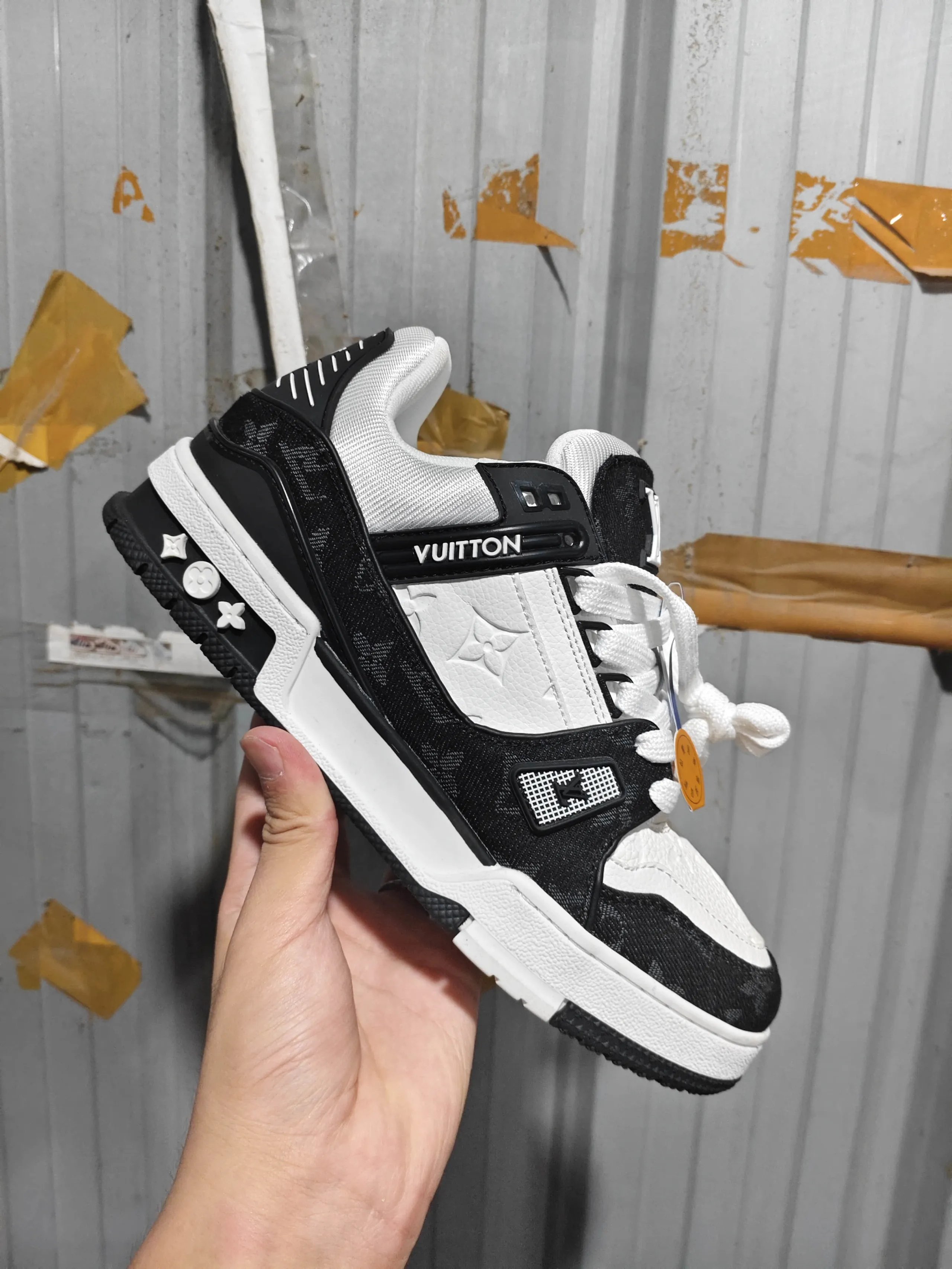 [OG Batch] High quality v sports shoelaces gift box