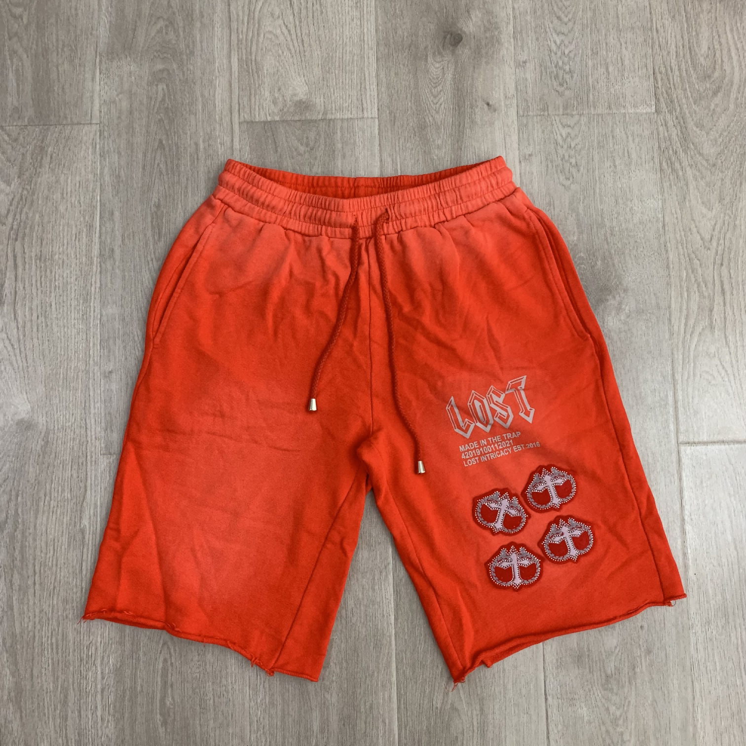 Lost Shorts Graphic raw-hem drawstring image 4