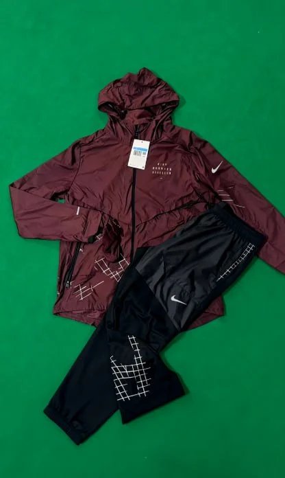 Nike Run Division Windrunner Hooded Jacket and Grid Print Tights Set Burgundy / Black Activewear - 1