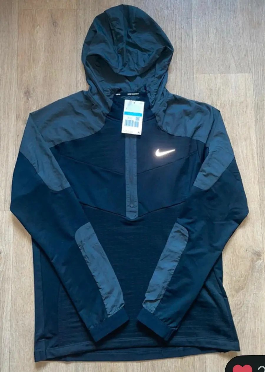 Nike Hooded and stand-collar zip sports jackets — 09