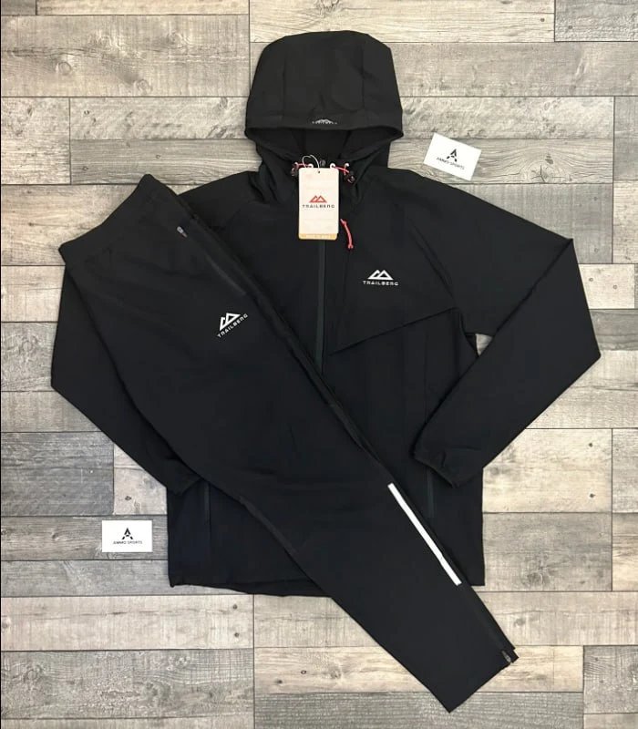 Nike Hooded and stand-collar zip sports jackets — 15