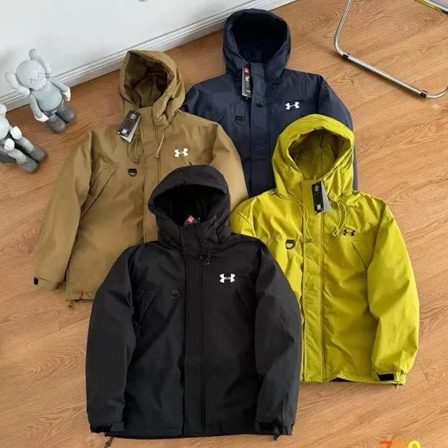 Under Armour Jackets Zip-Front Sports Jacket product detail image 2