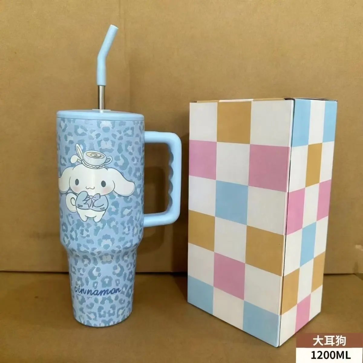 Stanley Uncategorized Quencher H2.0 Tumbler with sports-themed designs — Piggy with Big Ears-38