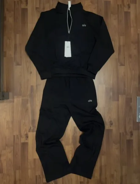 On Running Softshell Hooded Jacket Black Outerwear - 12