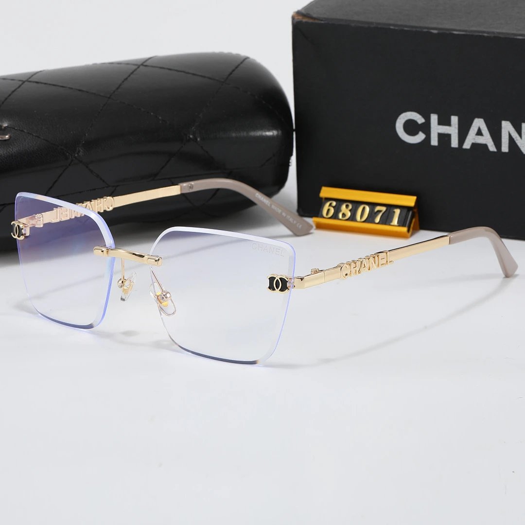 Chanel Black Tinted Lens Designer Sunglasses, Polished Frame Style 05
