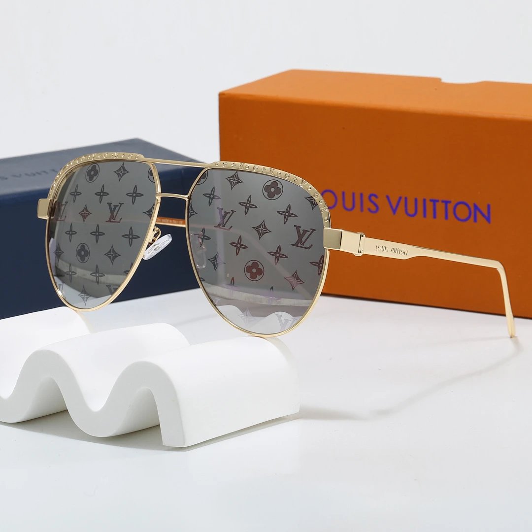 Louis Vuitton Brown Tinted Lens Square Sunglasses, Polished Frame Style 33