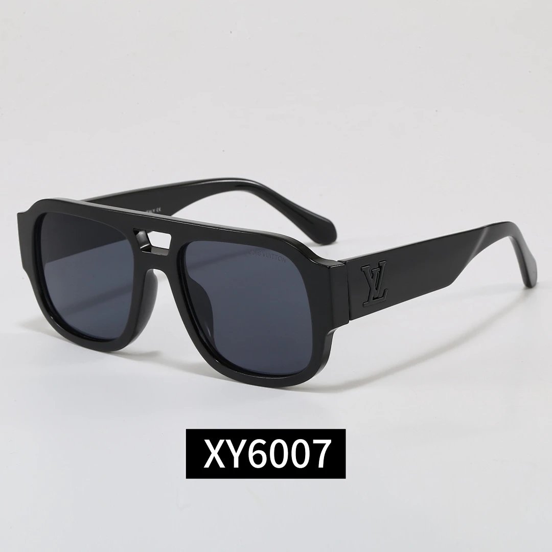 Louis Vuitton Black Tinted Lens Square Sunglasses, Polished Frame Style 18