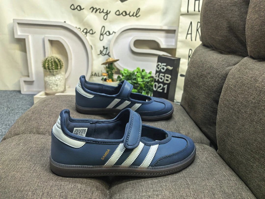 Adidas Samba Jane IH6484 Low-Top Sneakers, Blue Mary Jane Style