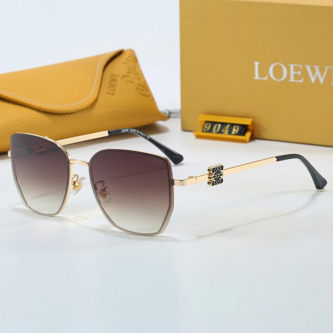 Fendi Brown Tinted Lens Square Sunglasses, Polished Frame Style 24
