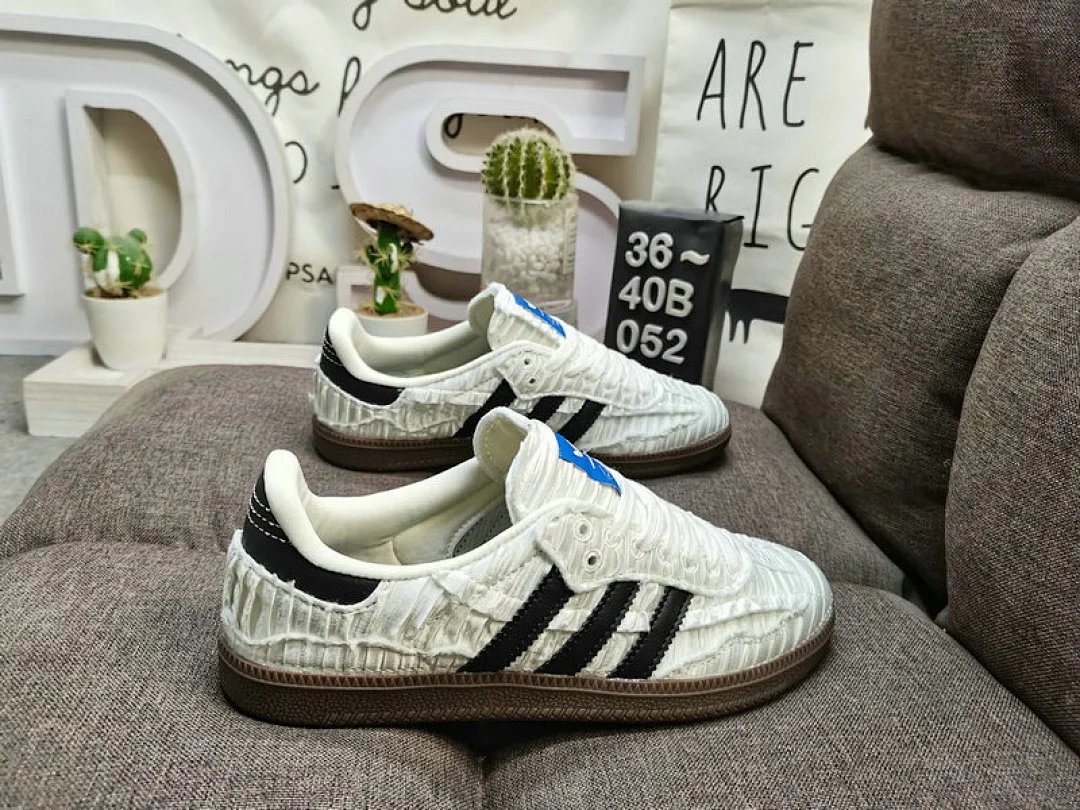 Adidas SAMBA OG JQ4748 Low-Top Sneakers