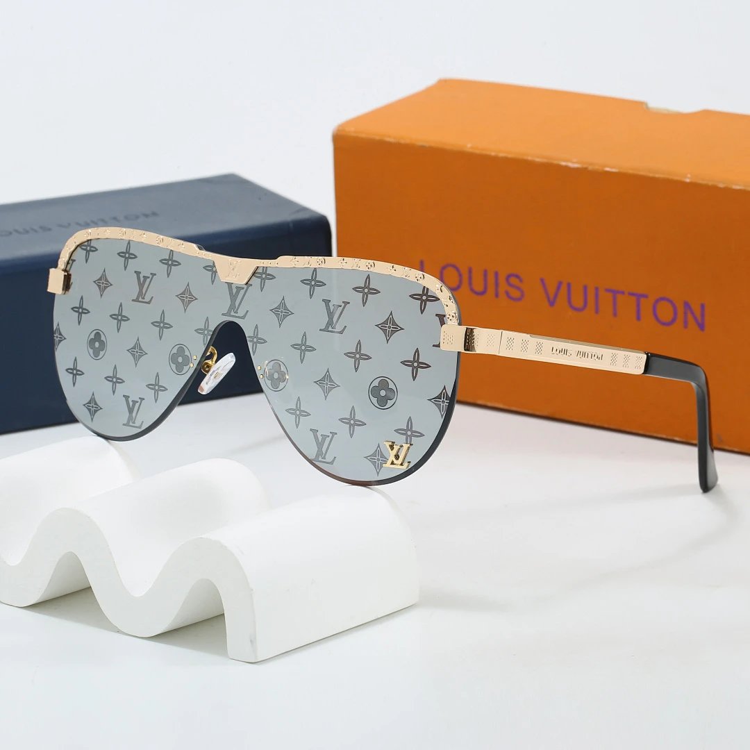Louis Vuitton Brown Tinted Lens Square Sunglasses, Polished Frame Style 15