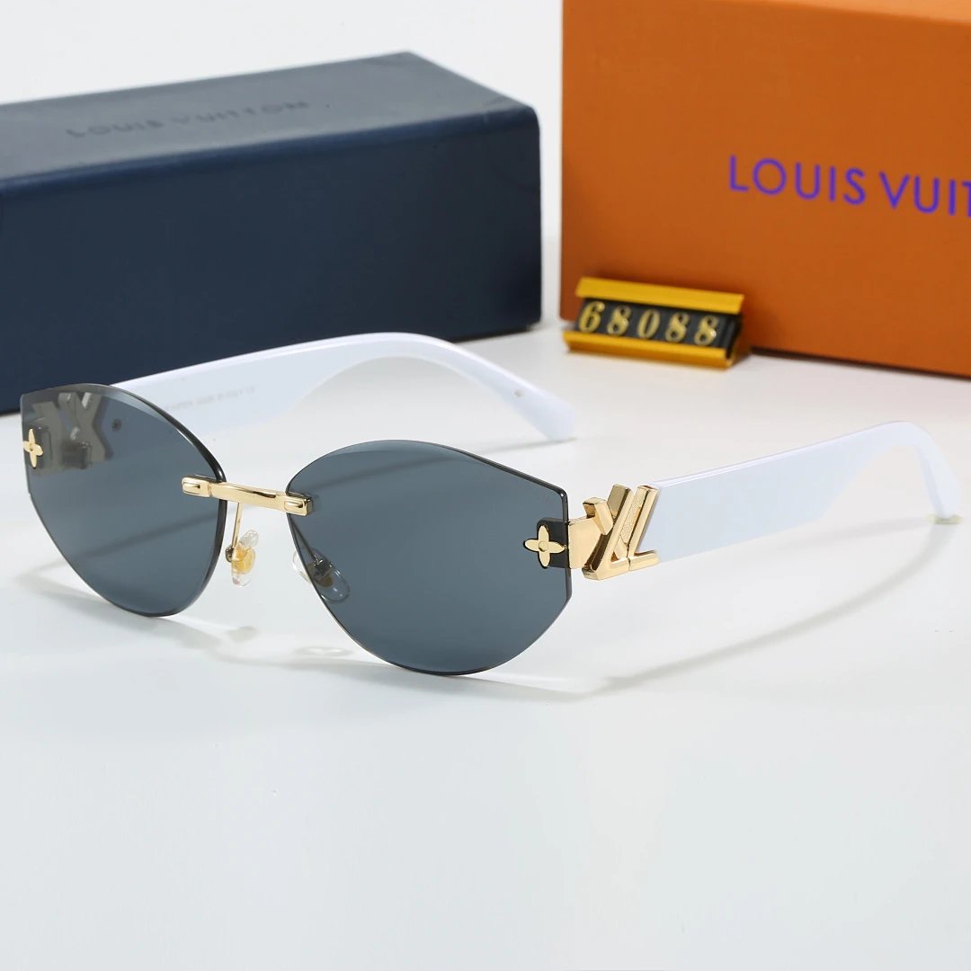 Louis Vuitton Tinted Lens Square Sunglasses, Polished Frame Style 33