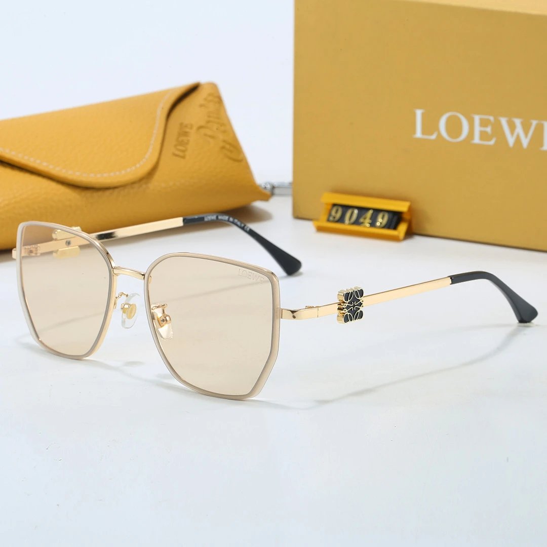 Fendi Brown Tinted Lens Square Sunglasses, Polished Frame Style 26