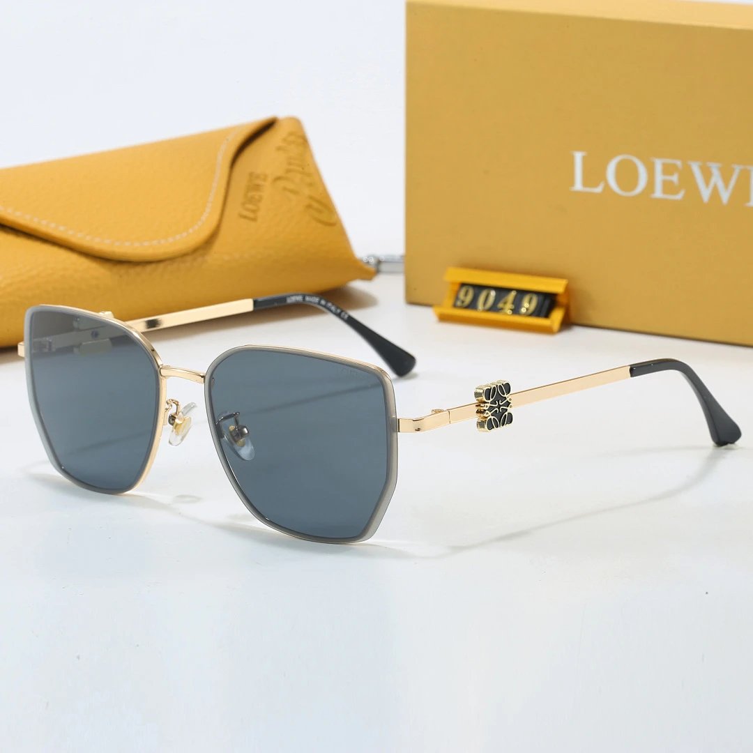 Fendi Tinted Lens Square Sunglasses, Polished Frame Style 22