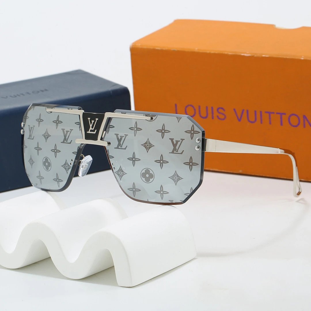 Louis Vuitton Brown Tinted Lens Square Sunglasses, Polished Frame Style 27