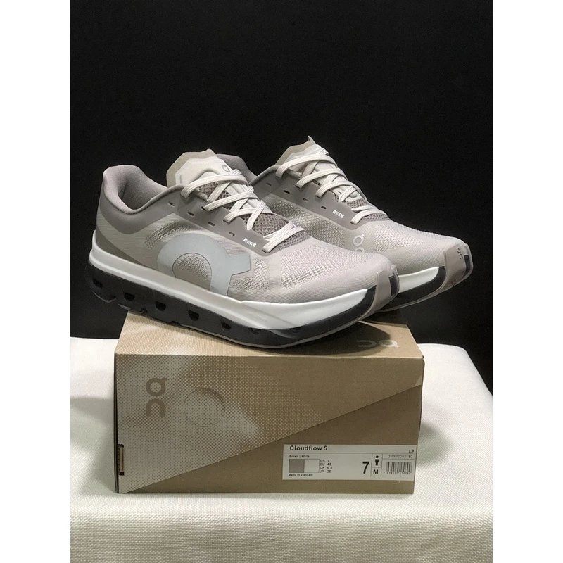 On Cloudflow 5 Grey White - Style 9