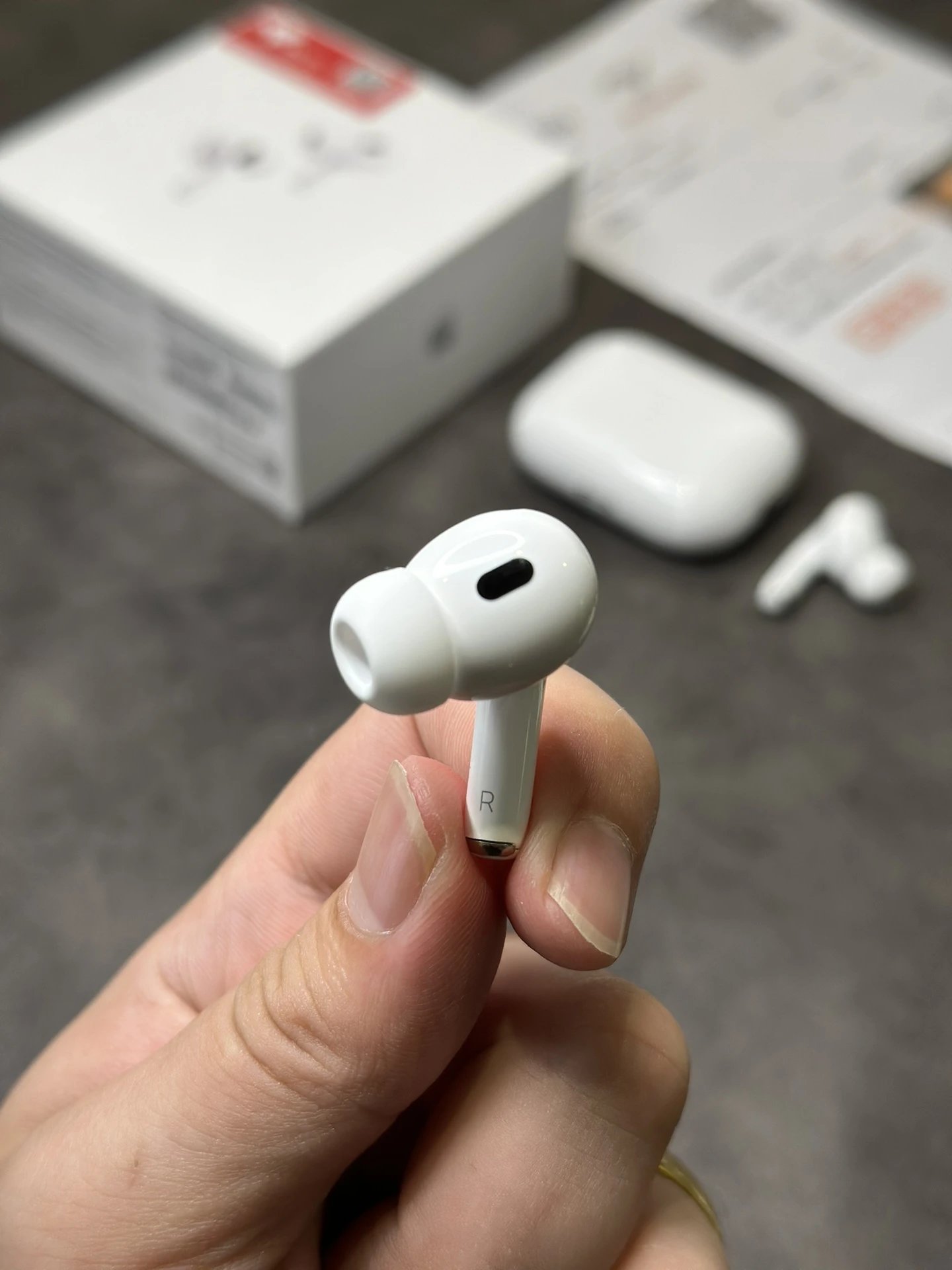 Apple AirPods Pro 2