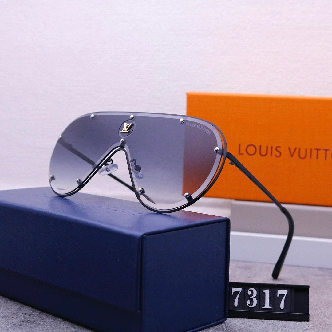 Louis Vuitton Tinted Lens Square Sunglasses, Polished Frame Style 20