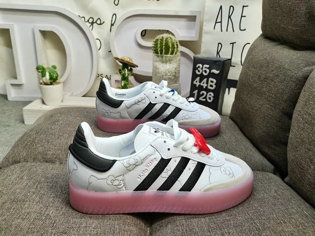 Adidas SAMBAE W IG4450 Low-Top Sneakers