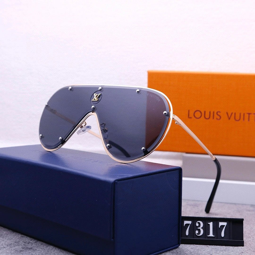 Louis Vuitton Tinted Lens Square Sunglasses, Polished Frame Style 19