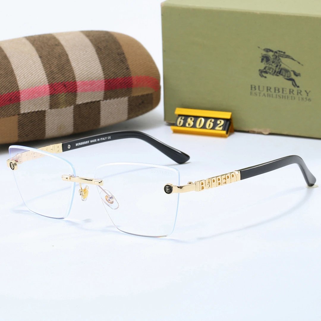 Burberry Tinted Lens Designer Sunglasses, Polished Frame Style 03