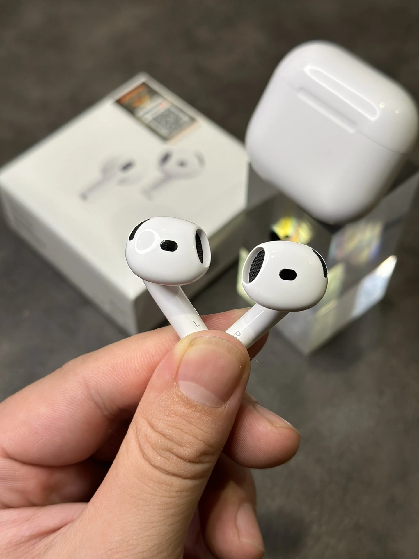 Apple AirPods 4 Wireless Earbuds