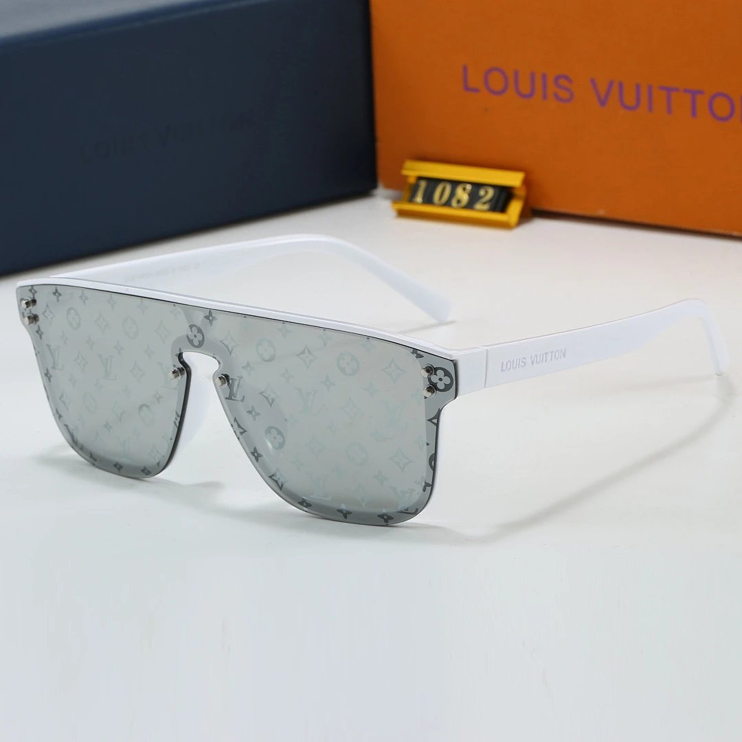 Louis Vuitton Tinted Lens Square Sunglasses, Polished Frame Style 22