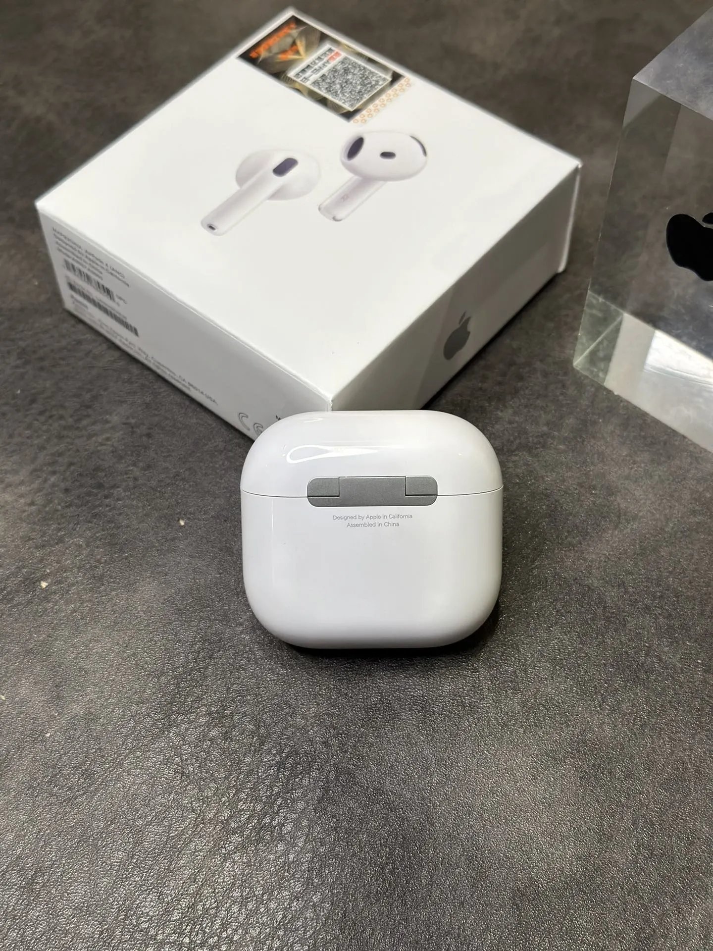 Apple AirPods 4 Wireless Earbuds