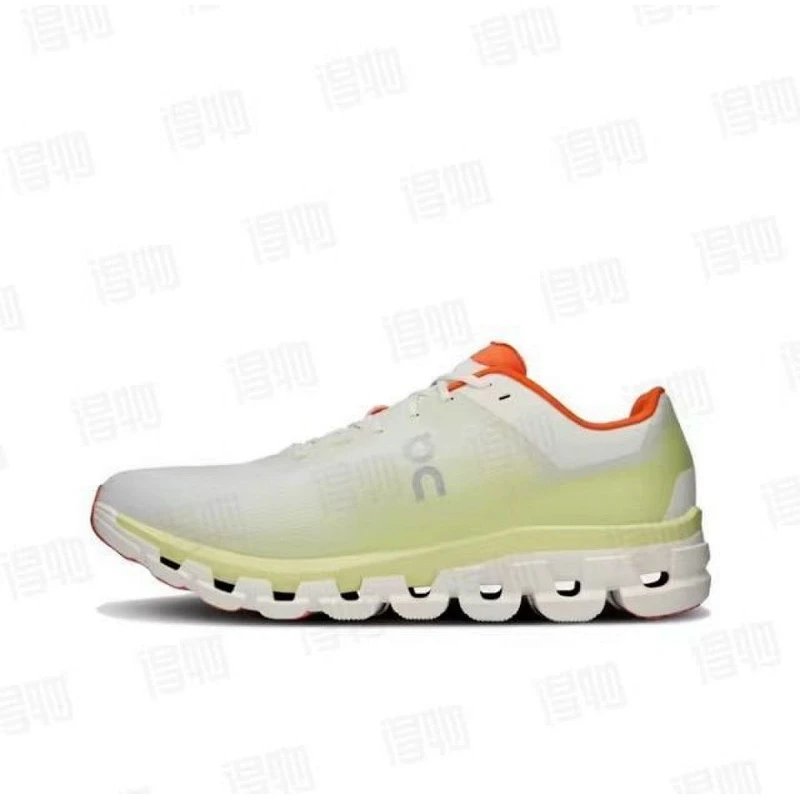 On Cloudflow 4 White - Style 6