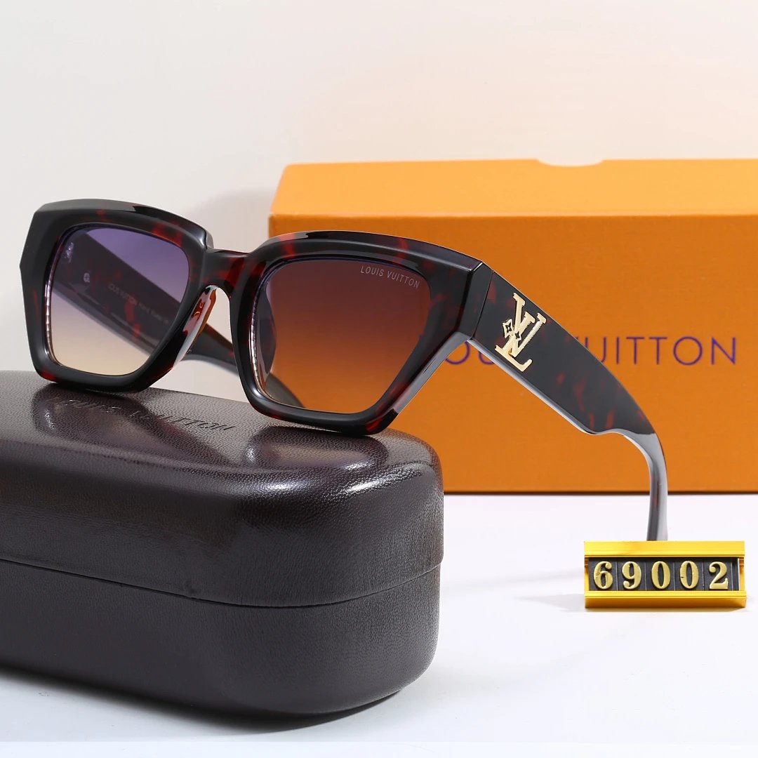 Louis Vuitton Tinted Lens Square Sunglasses, Polished Frame Style 29