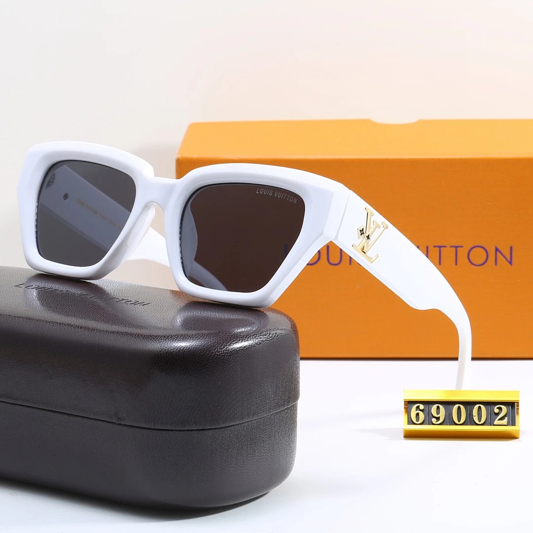 Louis Vuitton Tinted Lens Square Sunglasses, Polished Frame Style 35