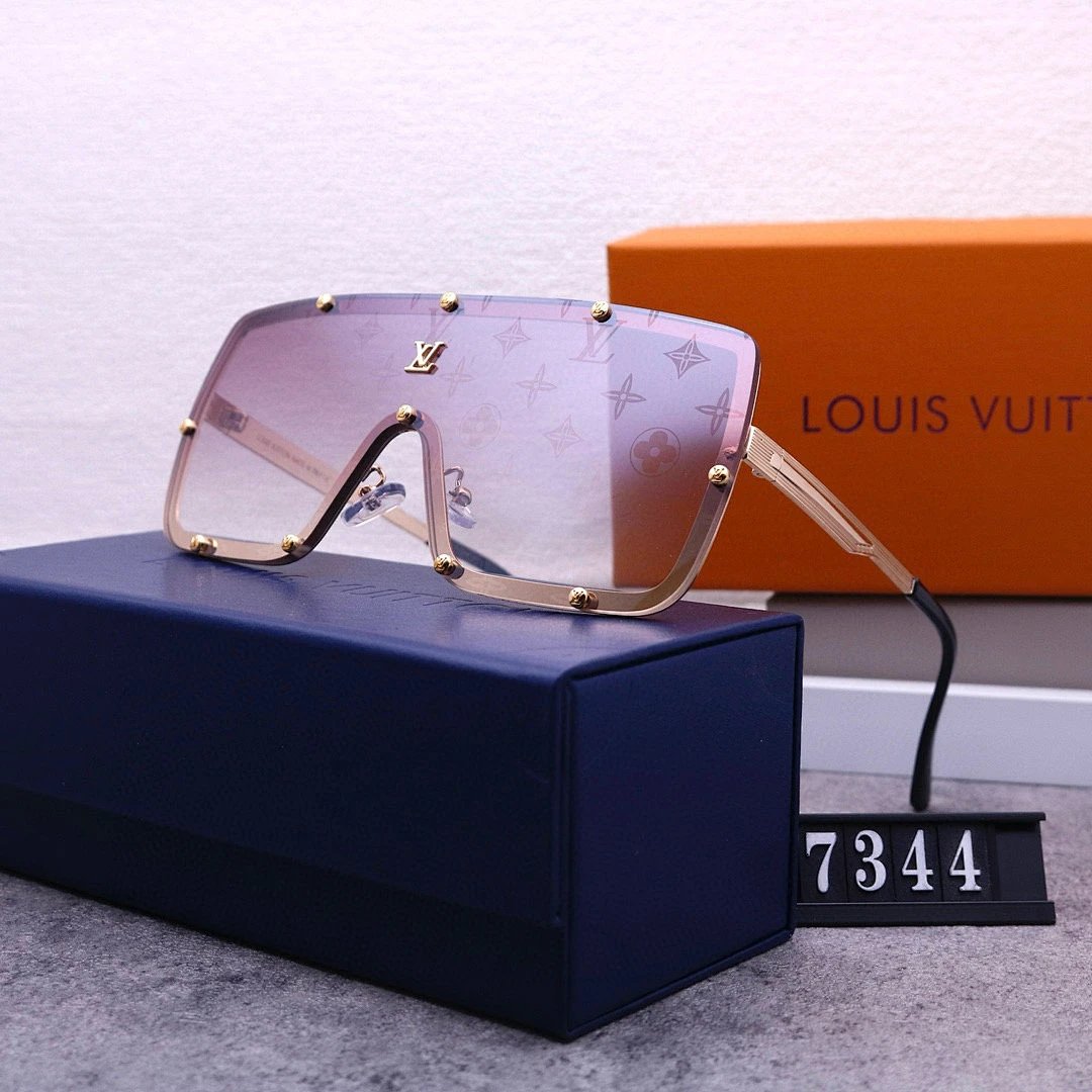 Louis Vuitton Tinted Lens Square Sunglasses, Polished Frame Style 08