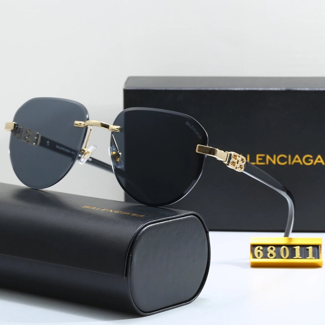 Balenciaga Black Tinted Lens Square Sunglasses, Polished Frame Style 16