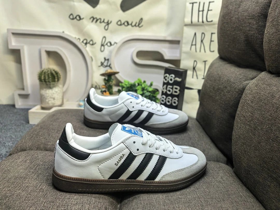 Adidas SAMBA VEGAN HO1877 Low-Top Sneakers