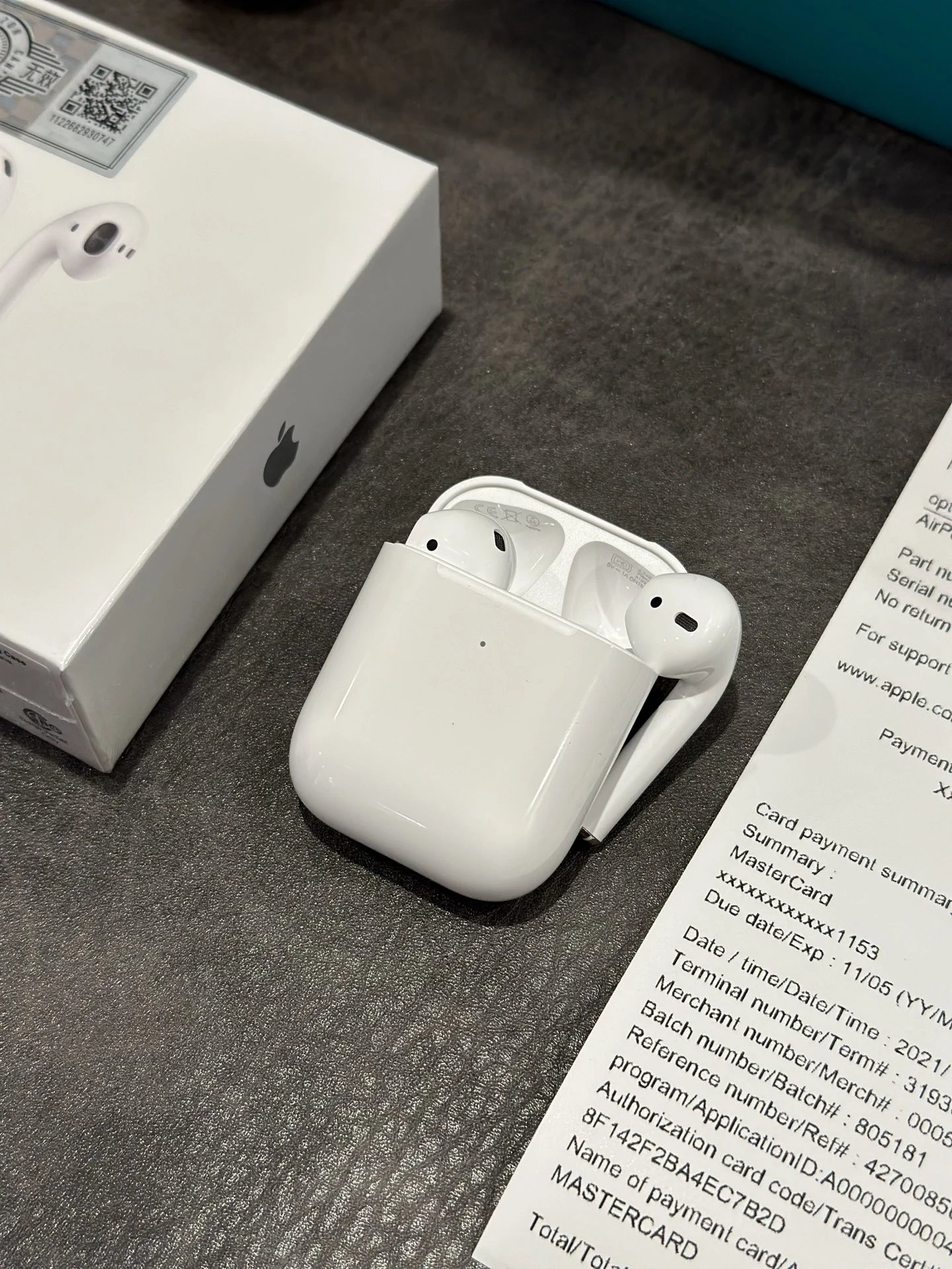 Apple AirPods 2