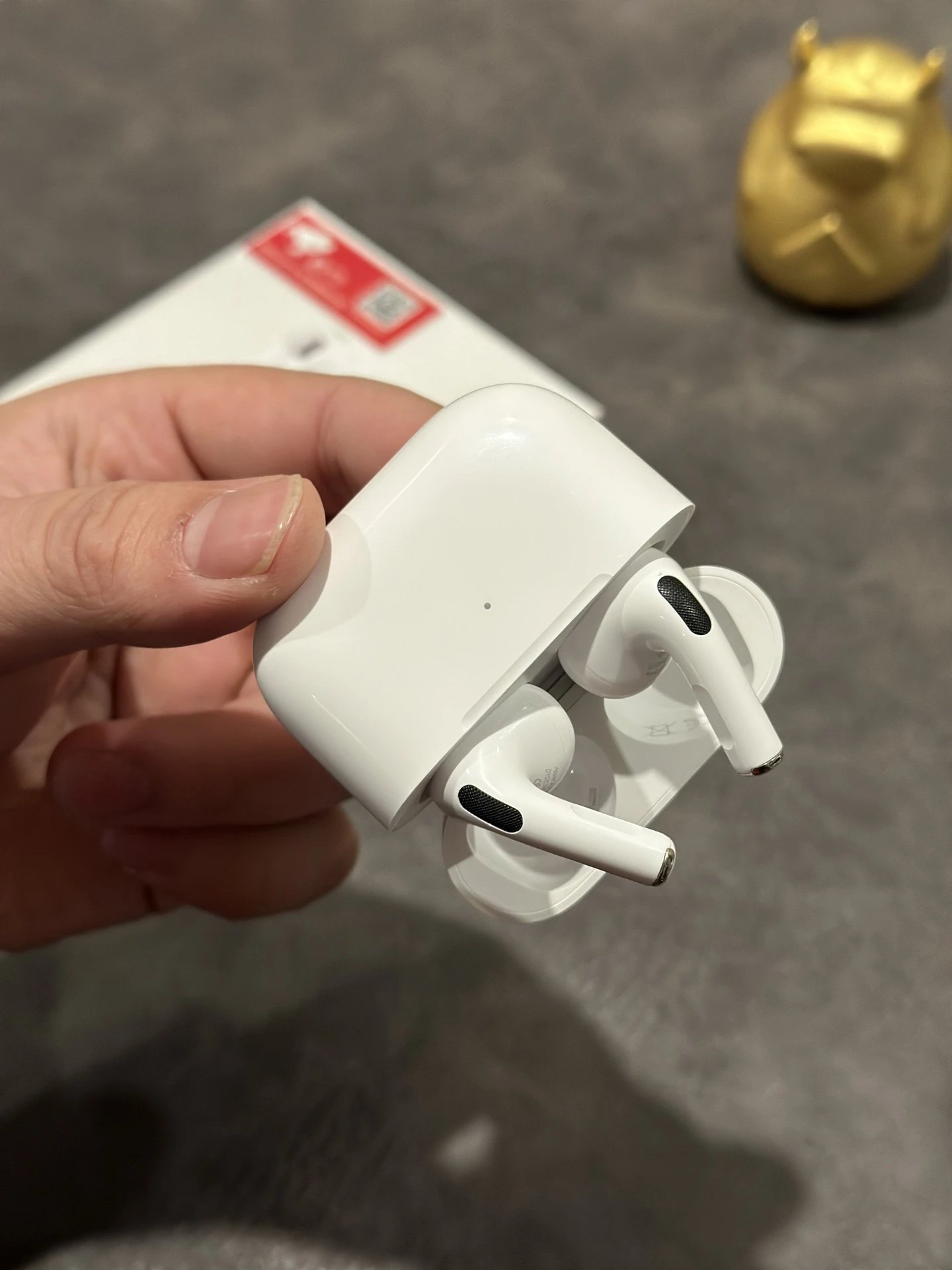 Apple AirPods 3 Earbuds