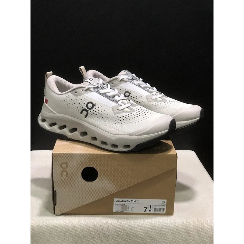 On Cloudsurfer Trail 2 White Grey - Style 8