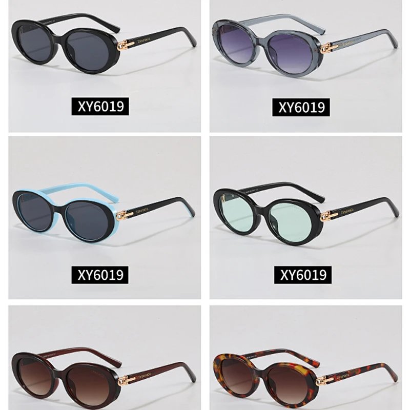Tiffany & Co. XY6019 Light blue and black round frame sunglasses. Retro and fashionable sunglasses with color-blocked plates.
