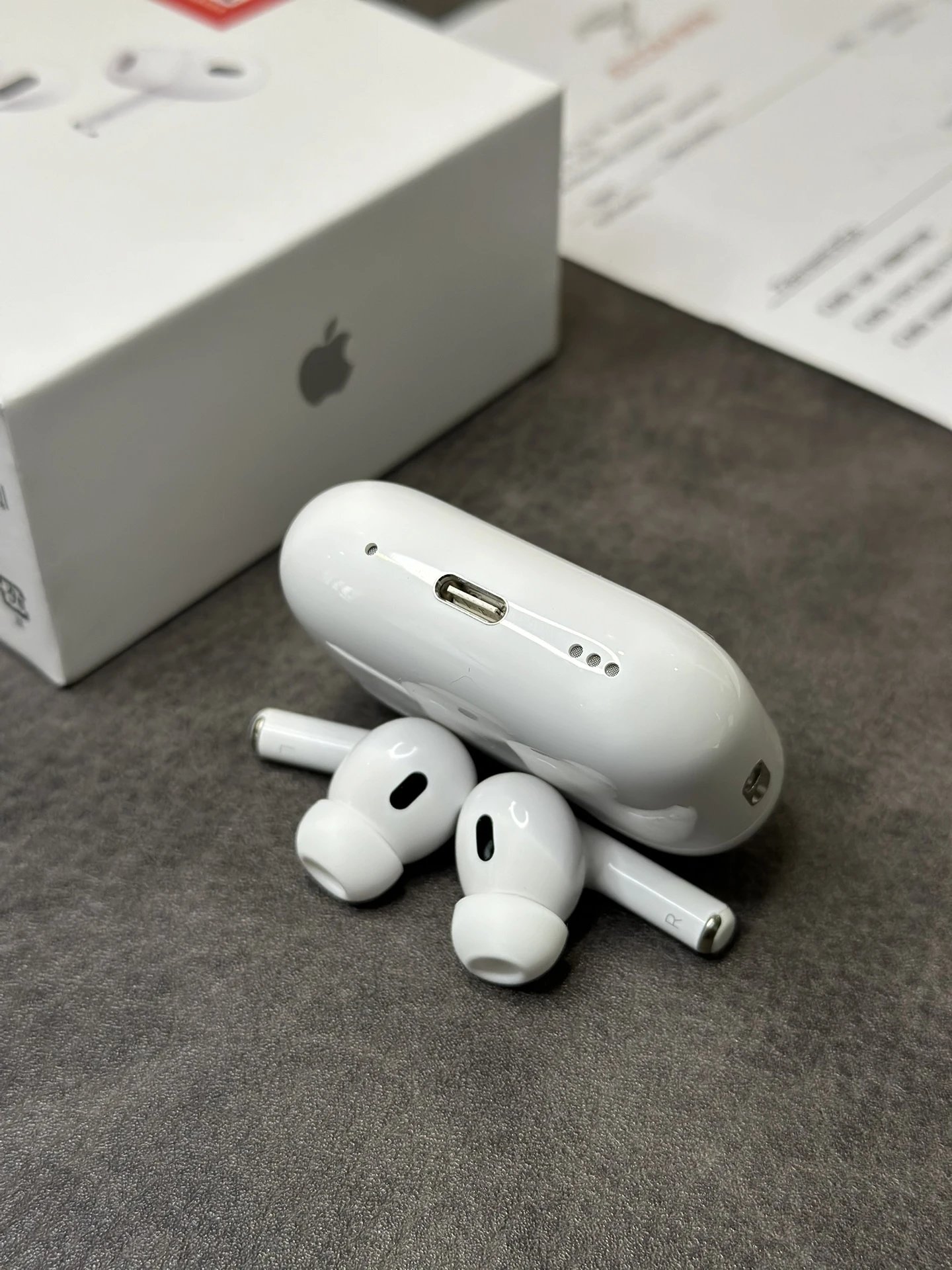 Apple AirPods Pro 2