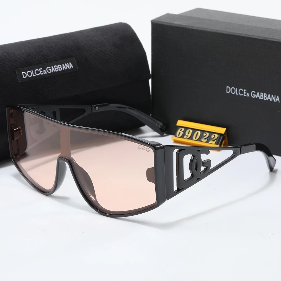 Dolce & Gabbana Black Tinted Lens Square Sunglasses, Polished Frame Style 05