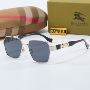 Burberry Tinted Lens Designer Sunglasses, Polished Frame Style 03
