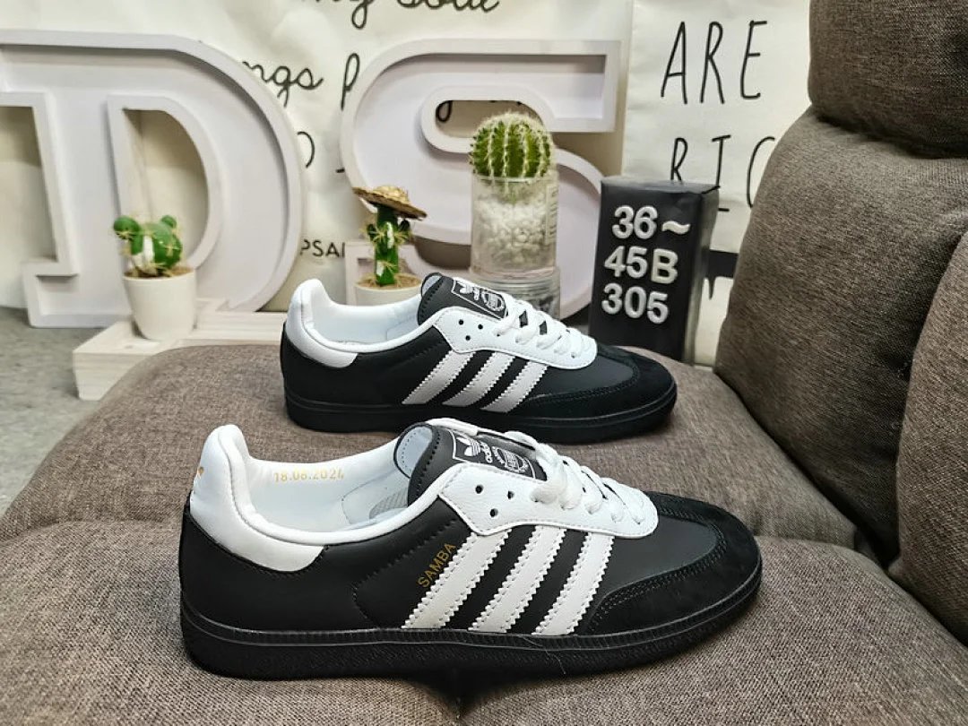 Adidas SAMBA VEGAN JP5282 Low-Top Sneakers